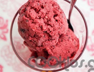 Η συνταγή της Ημέρας: Παγωτό φρούτα του δάσους